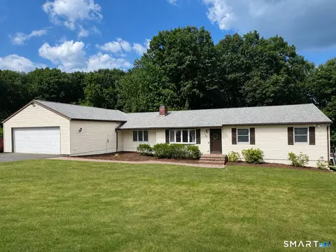 12 Benson Dr, Danbury, CT 06810