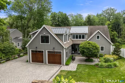 121 Osborne Hill Rd, Fairfield, CT 06824