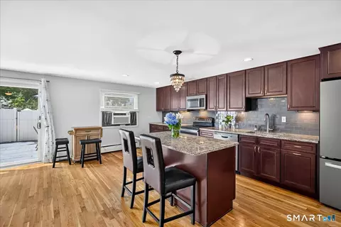 190 Wooster St #63, New Haven, CT 06511