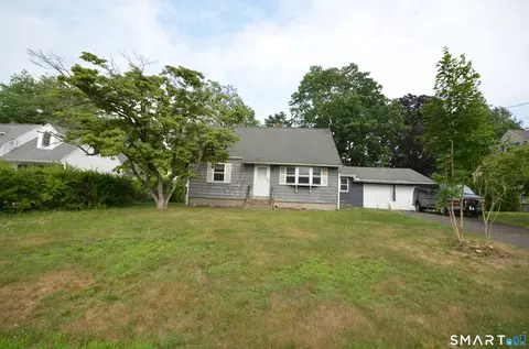 190 Sasapequan Rd, Fairfield, CT 06824