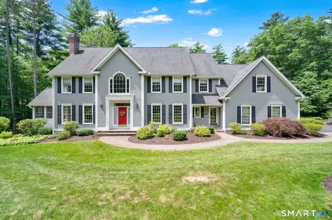 11 Whitman Pond Rd, Simsbury, CT 06070