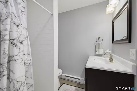 Bath - 18 Vale Rd, Brookfield, CT 06804 photo 3 of 3