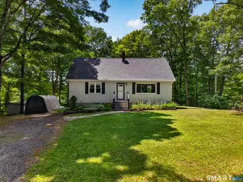 304 Providence New London Tpk, North Stonington, CT 06359