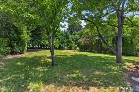 Exterior - 58 Myra Rd, Hamden, CT 06517 photo 8 of 9