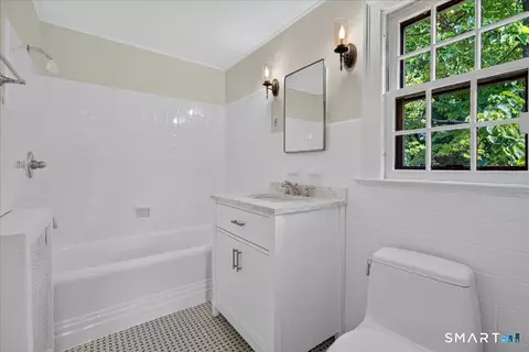 Bath - 58 Myra Rd, Hamden, CT 06517 photo 1 of 1