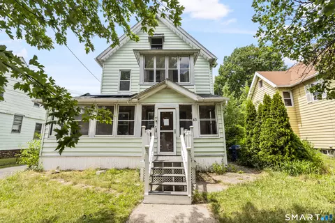 43 Wallace St, West Haven, CT 06516