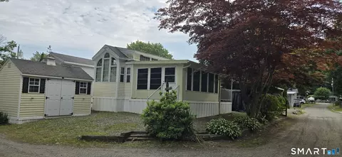 306 Old Colchester Rd #113, Salem, CT 06420