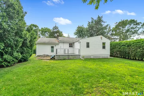Exterior - 10 Highland Dr, Clinton, CT 06413 photo 6 of 6