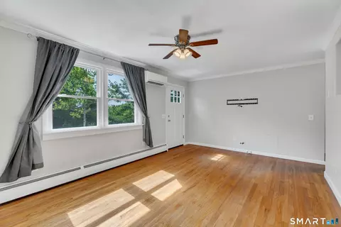 Living - 10 Highland Dr, Clinton, CT 06413 photo 3 of 6