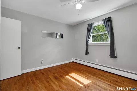 Bedroom - 10 Highland Dr, Clinton, CT 06413 photo 8 of 11