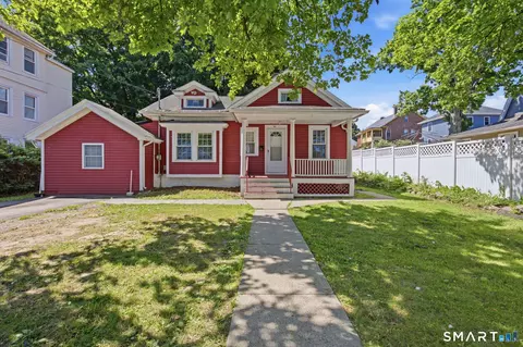 31 Amaryllis Ave, Waterbury, CT 06710