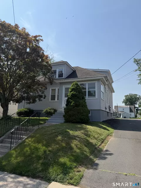 29 Englewood Ave, West Hartford, CT 06110