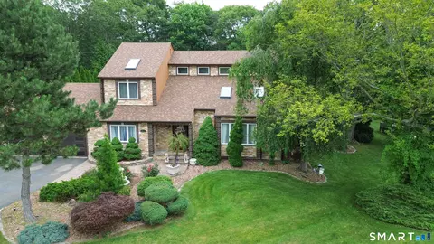 87 Tarragon Dr, East Hampton, CT 06424