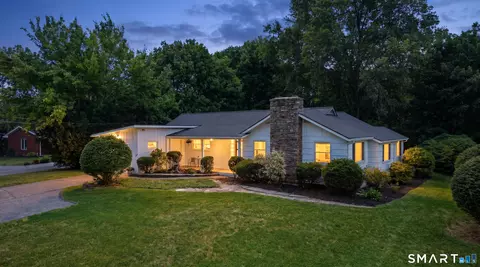 2597 Albany Ave, West Hartford, CT 06117
