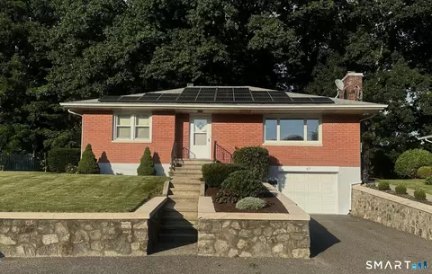 67 Phyllis Ave, Waterbury, CT 06708