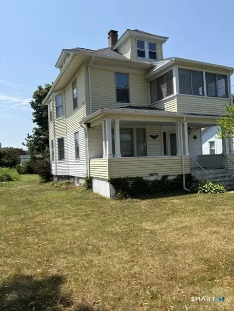 295 Washington Pkwy, Stratford, CT 06615