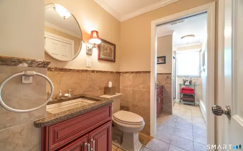 Bath - 798 Wells Rd, Wethersfield, CT 06109 photo 2 of 4