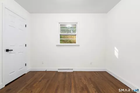 Bedroom - 18 Happy Acres Rd, Clinton, CT 06413 photo 2 of 5