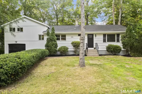 Exterior - 18 Happy Acres Rd, Clinton, CT 06413 photo 2 of 4