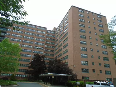 31 Woodland St #9L, Hartford, CT 06105