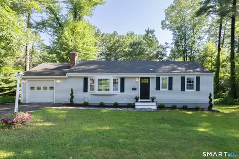 33 Carver Cir, Simsbury, CT 06070