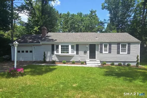 33 Carver Cir, Simsbury, CT 06070