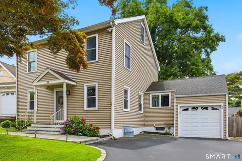 39 Scribner Ave, Norwalk, CT 06854
