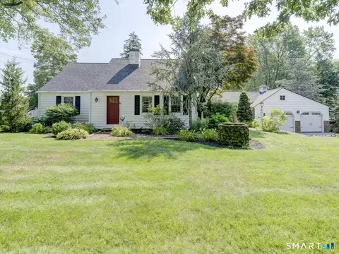 156 Red Stone Hl, Plainville, CT 06062