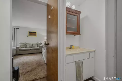 10 Lakeside Dr #K, Ledyard, CT 06339 photo 7