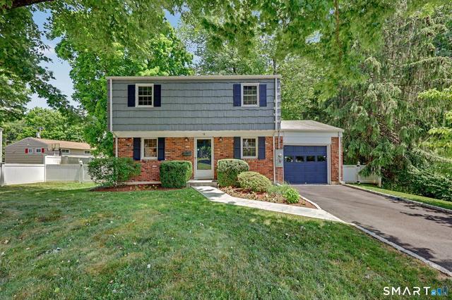 12 Regent Ct, Stamford, CT 06907