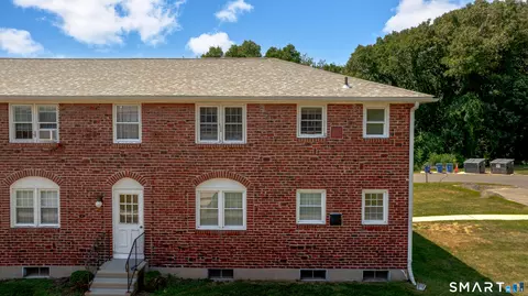 201 Regan Rd #23B, Vernon, CT 06066