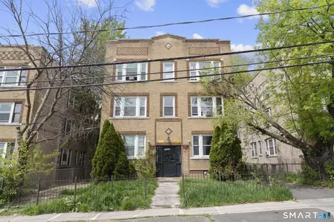 38-40 Redding St, Hartford, CT 06114