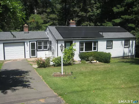 29 Barry Ln, Simsbury, CT 06070