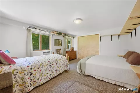Bedroom - 15 Mitchell Dr, Niantic, CT 06357 photo 4 of 4