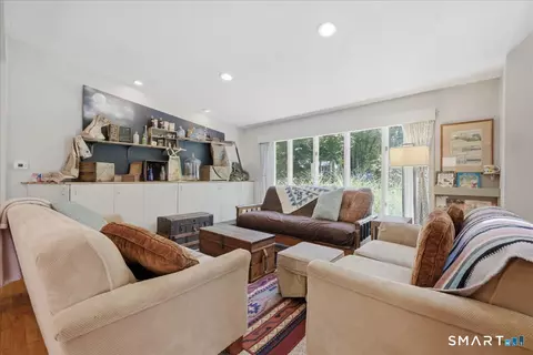Living - 15 Mitchell Dr, Niantic, CT 06357 photo 2 of 5