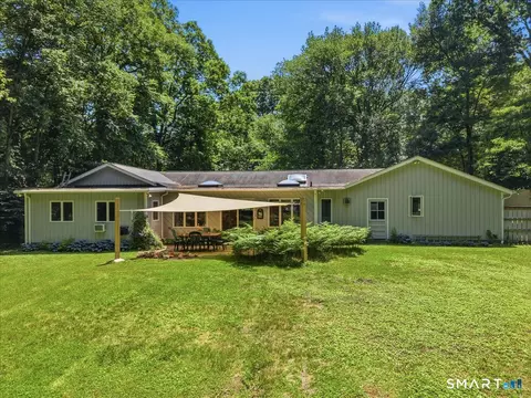 Exterior - 15 Mitchell Dr, Niantic, CT 06357 photo 5 of 6