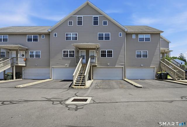 1 Union Ave #11, Danbury, CT 06810