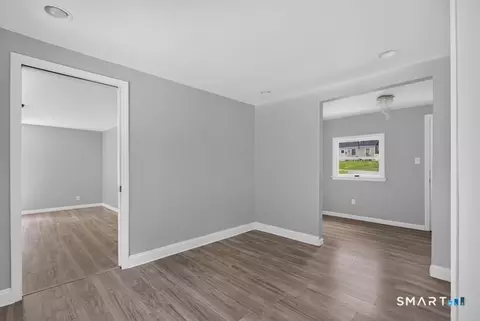 Entry Way - 152 Summit Rd, Prospect, CT 06712 photo 11 of 11