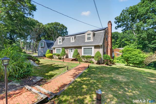 1451 Peters Ln, Stratford, CT 06614