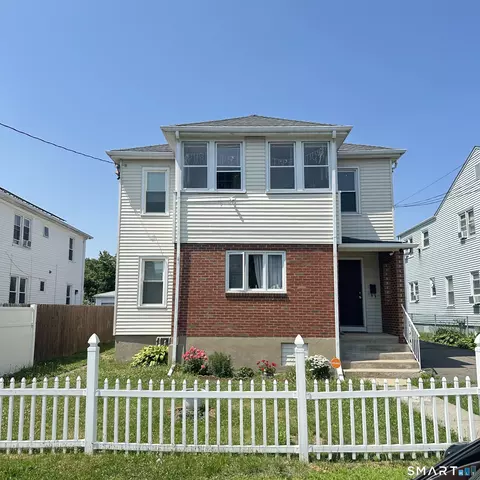 44-46 Eaton St, Hartford, CT 06114
