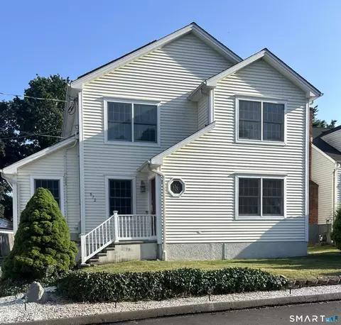 672 W Main St, West Haven, CT 06516