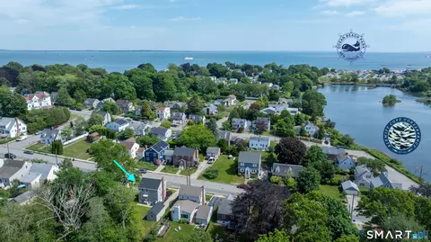 55 Woodlawn Rd, New London, CT 06320
