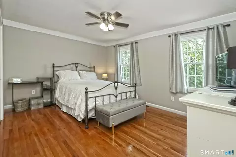 Bedroom - 36 Devonshire Ln, Madison, CT 06443 photo 3 of 8