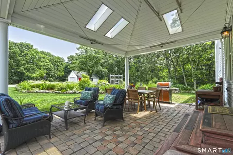 Exterior - 36 Devonshire Ln, Madison, CT 06443 photo 7 of 7