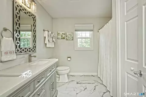 Bath - 36 Devonshire Ln, Madison, CT 06443 photo 1 of 4