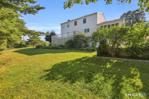 1 E Gate Rd, Danbury, CT 06811 photo 32