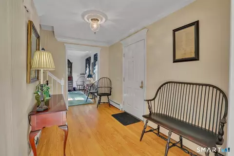 1 E Gate Rd, Danbury, CT 06811 photo 8