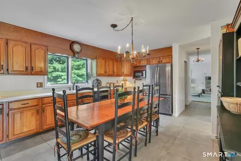 1 E Gate Rd, Danbury, CT 06811 photo 10