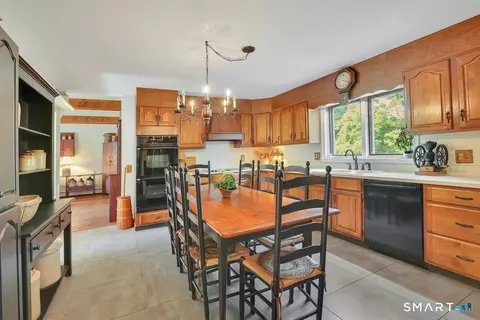 1 E Gate Rd, Danbury, CT 06811 photo 11