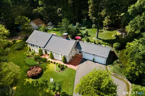 53 Valley View Dr, Farmington, CT 06032